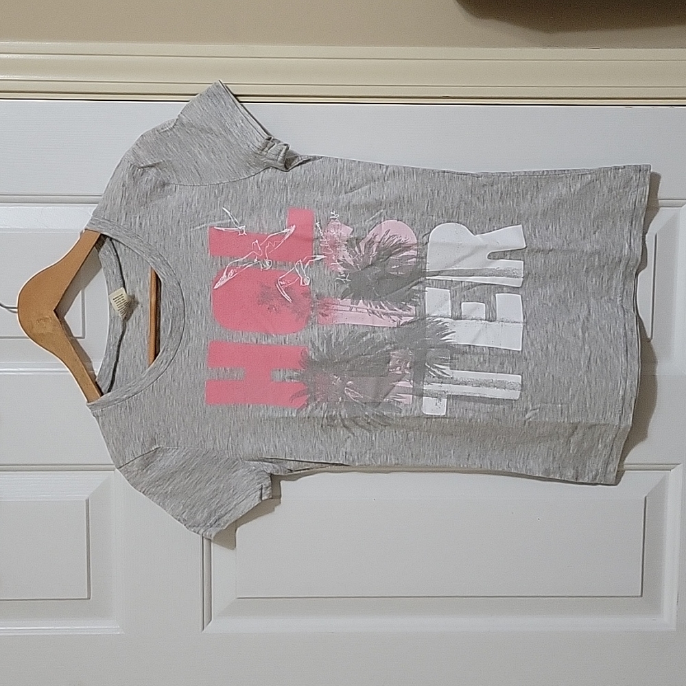 BNWOT 2000s Hollister Tee, Grey, L